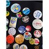Image 4 : Large Lot of Misc Buttons