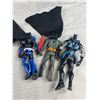 Image 3 : Vintage Lot of Batman and Wonder Woman Figurines