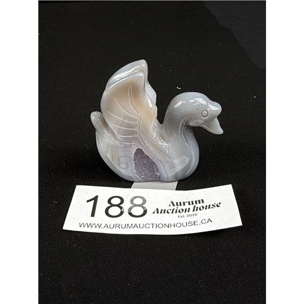 A Nice  Agate Carved Swan 2in tall