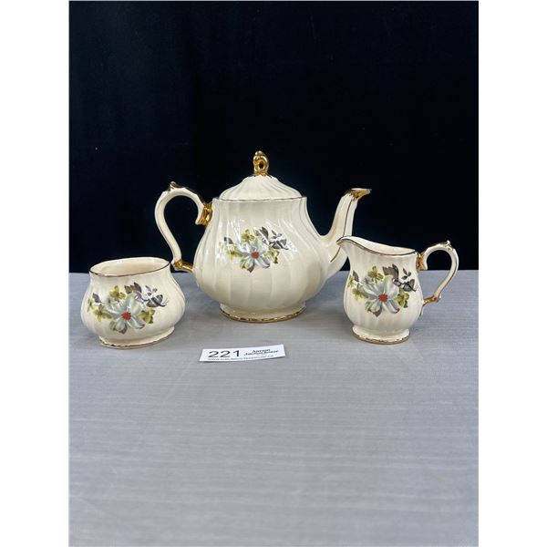 Vintage Sadler England 4-Cup Teappot with Creaam and Sugar