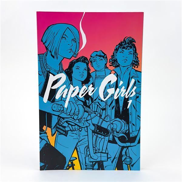 PAPER GIRLS VOLUME 1 - IMAGE COMIC BOOK