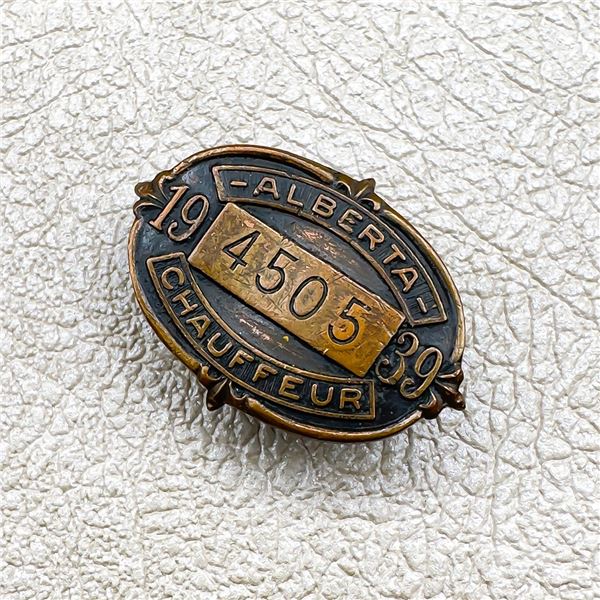 1939 ALBERTA CHAUFFEUR LICENSE BADGE NO. 4505 PIN