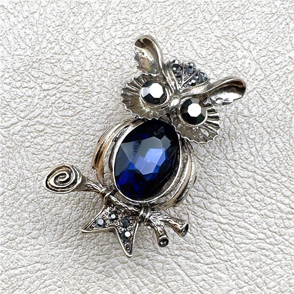 VINTAGE SAPPHIRE BLUE CRYSTAL-LIKE OWL BROOCH PIN