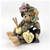 Image 2 : BEARINGTON COLLECTION KNITTER & PEARL PLUSH BEAR