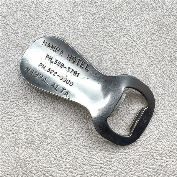 VINTAGE NAMPA HOTEL BOTTLE OPENER SHOE HORN