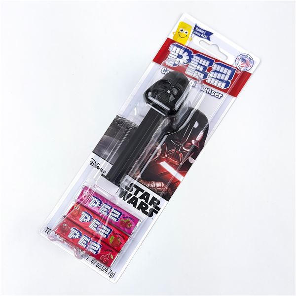 DARTH VADER STAR WARS PEZ CANDY DISPENSER - NEW