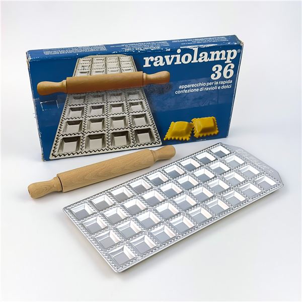 IPS TORINO RAVIOLAMP 36 VINTAGE RAVIOLI MAKER SET