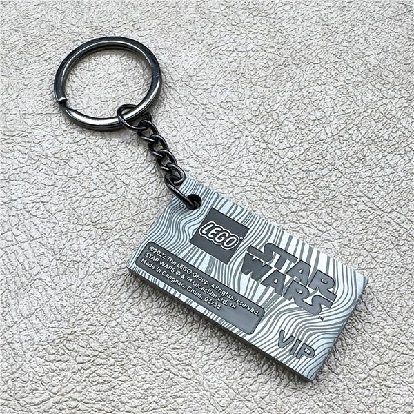 LEGO STAR WAR MANDALORIAN BESKAR VIP KEYCHAIN