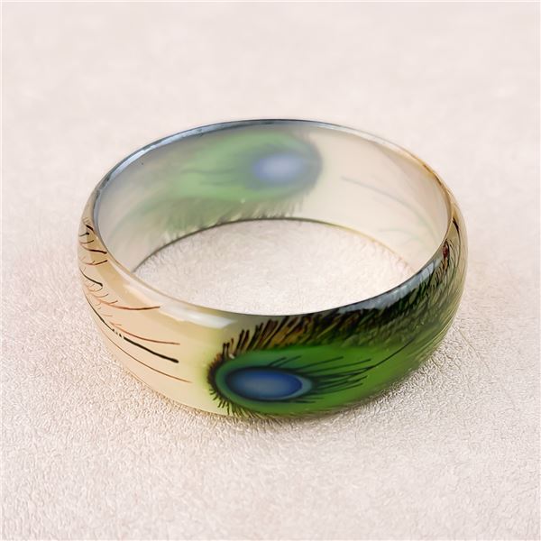 VINTAGE LUCITE PEACOCK FEATHER BANGLE BRACELET