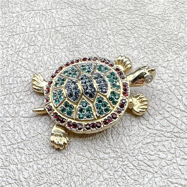 VTG FIFTH AVENUE COLLECTION (FAC) TURTLE BROOCH