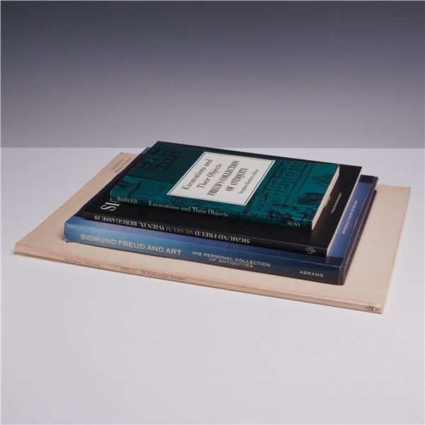 A Collection of 4 Sigmund Freud Books and Exhibition Catalogues. Various Publishers, 1970-1996. (DJ)
