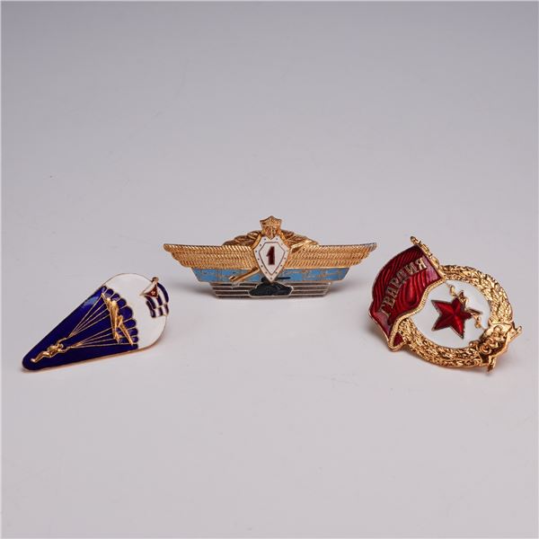 3pc Soviet Military Badges Including Red Guard Badge, Tank Specialist 1st Class, and Airborne Jump B