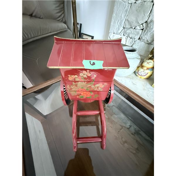 ORENTIAL DECORATIVE HAND PAINTED CART