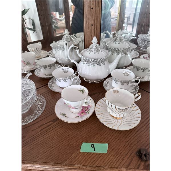 ROYAL ALBERT BONE CHINA