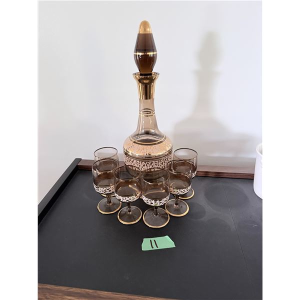 VINTAGE DECANTER WITH MATCHING STEMMED GLASSES SET