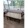 Image 1 : DINING TABLE WITH CHAIRS