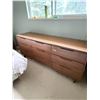 Image 1 : WOOD 9-DRAWER DRESSER