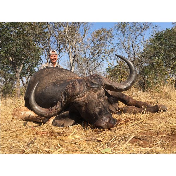 10-Day Cape Buffalo Hunt – Limpopo, South Africa