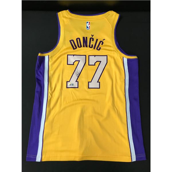 LUKA DONCIC SIGNED LOS ANGELES LAKERS JERSEY - BECKETT COA