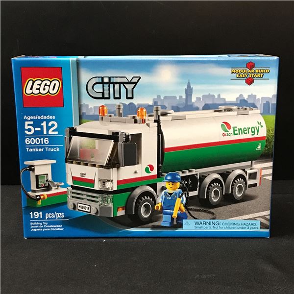 SEALED LEGO CITY 60016 TANKER TRUCK IN ORIGINAL PACKAGING