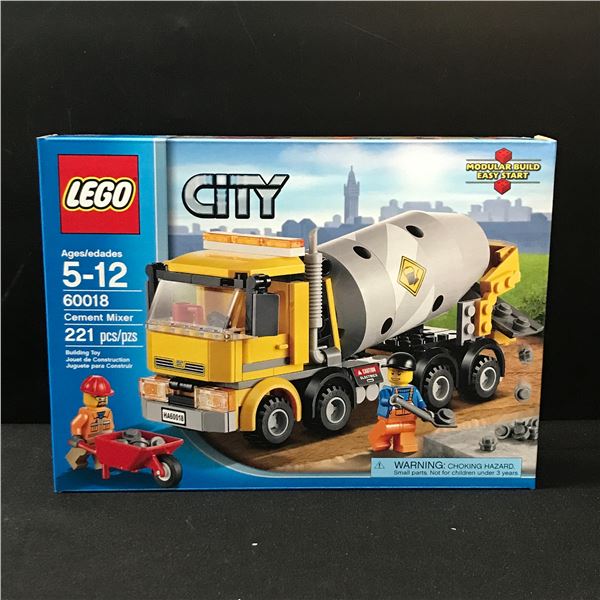 SEALED LEGO CITY 60018 CEMENT MIXER IN ORIGINAL PACKAGING