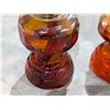 Image 5 : (2) Vintage Oil lamps w/ Oil (10 W/ Shade