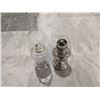 Image 1 : (2) Vintage Oil lamps (1) Aladdin (no Shade) and One glass