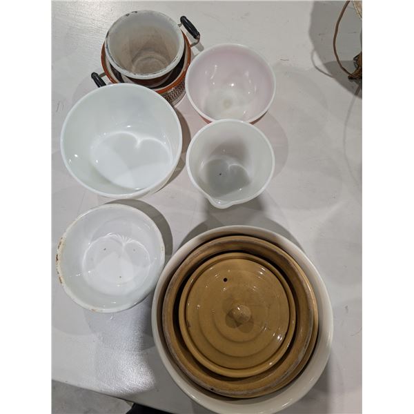 Lot of Vintage Pyrex Bowls and etc.