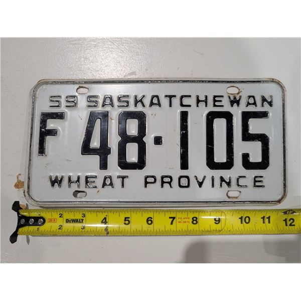 Vintage Sask License Plate 59' F48-105