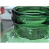 Image 2 : (2) Vintage Green glass Items (1) marked Canada and (1) Viresa
