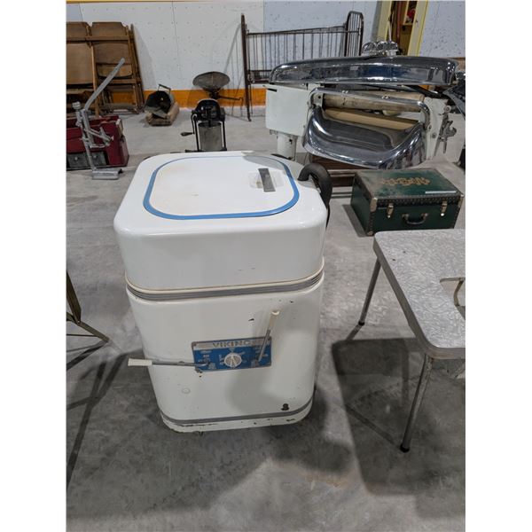 Vintage Washer (The T. Eaton Co.)