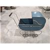 Image 5 : Childs Vintage Doll Stroller