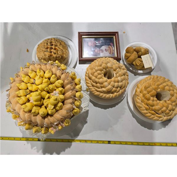 Lot of Vintage Decorative Food Items