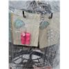 Image 2 : Merchant Rack with Buttons