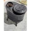 Image 3 : Antique Cast Iron Woodburning Stove