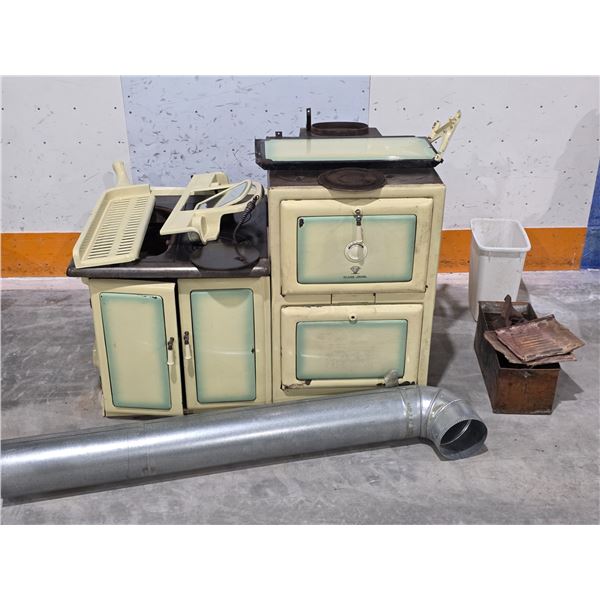 Vintage Clare Jewel Enamel Wood Burning Cookstove – Made in Canada