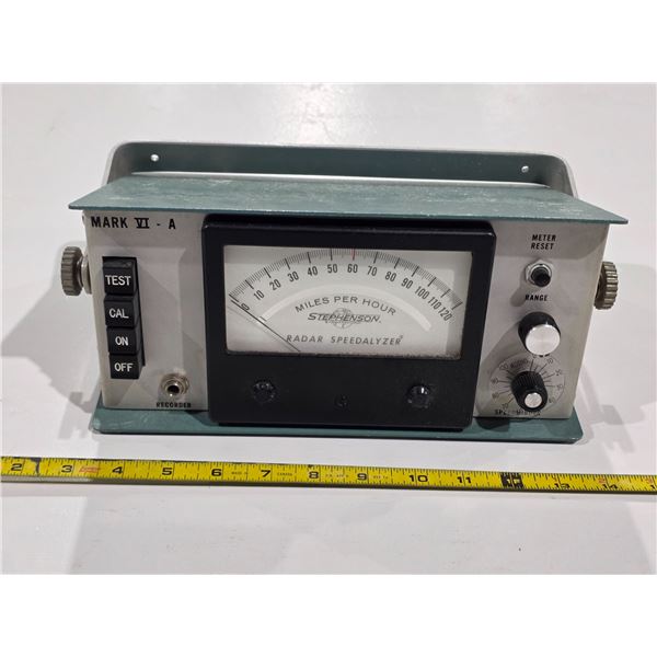 Vintage Stephenson Mark VI-A Radar Speedalyzer Police Traffic Radar Unit