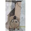 Image 2 : Antique Coleman Heater