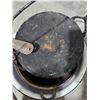 Image 3 : Enamelware and Cast-Iron Pots & Pans