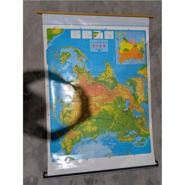 Classroom Laminated Asia landForm Map