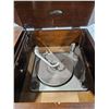 Image 3 : Vintage RCA Victor Entertainment Unit