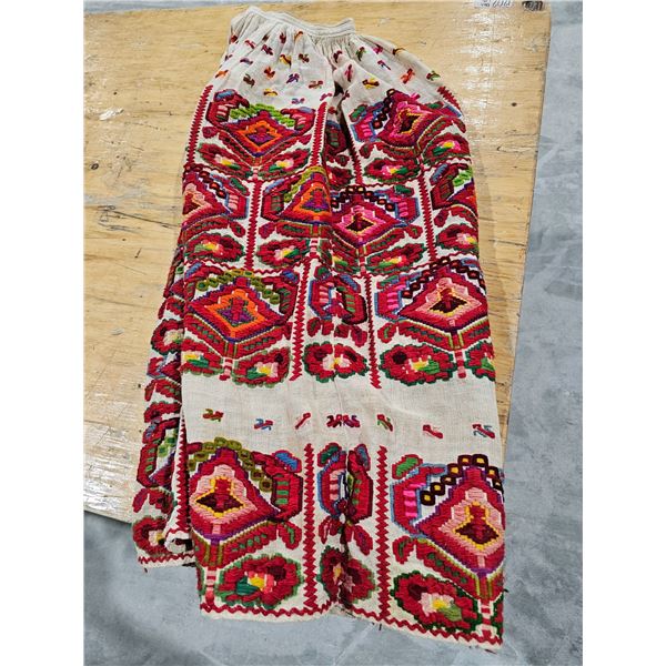 Vintage Beautifully Hand Embroidered (Ukrainian?) Shawl