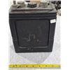 Image 4 : Antique Globelite Battery