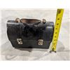Image 2 : Vintage tin metal Lunch Box w/ Leather handle