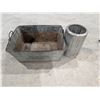 Image 1 : Vintage Galvanized Tub by Beatty Bros 24x18x10"