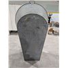 Image 4 : Vintage ~1949 galvanized BathTub 51x27x14"