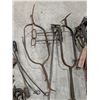 Image 4 : Lot of various Vintage Metal items As Shown 9tools, traps, and etc.)