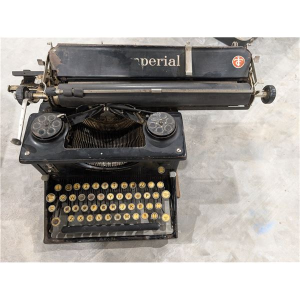 Vintage Imperial Typewriter Canada Toronto