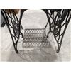Image 4 : Vintage Singer Sewing machine And Table