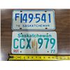 Image 1 : (2) Vintage Sask License Plates 1976-77
